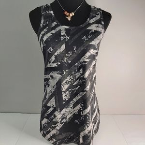 Head active wear, black & white small 4/6